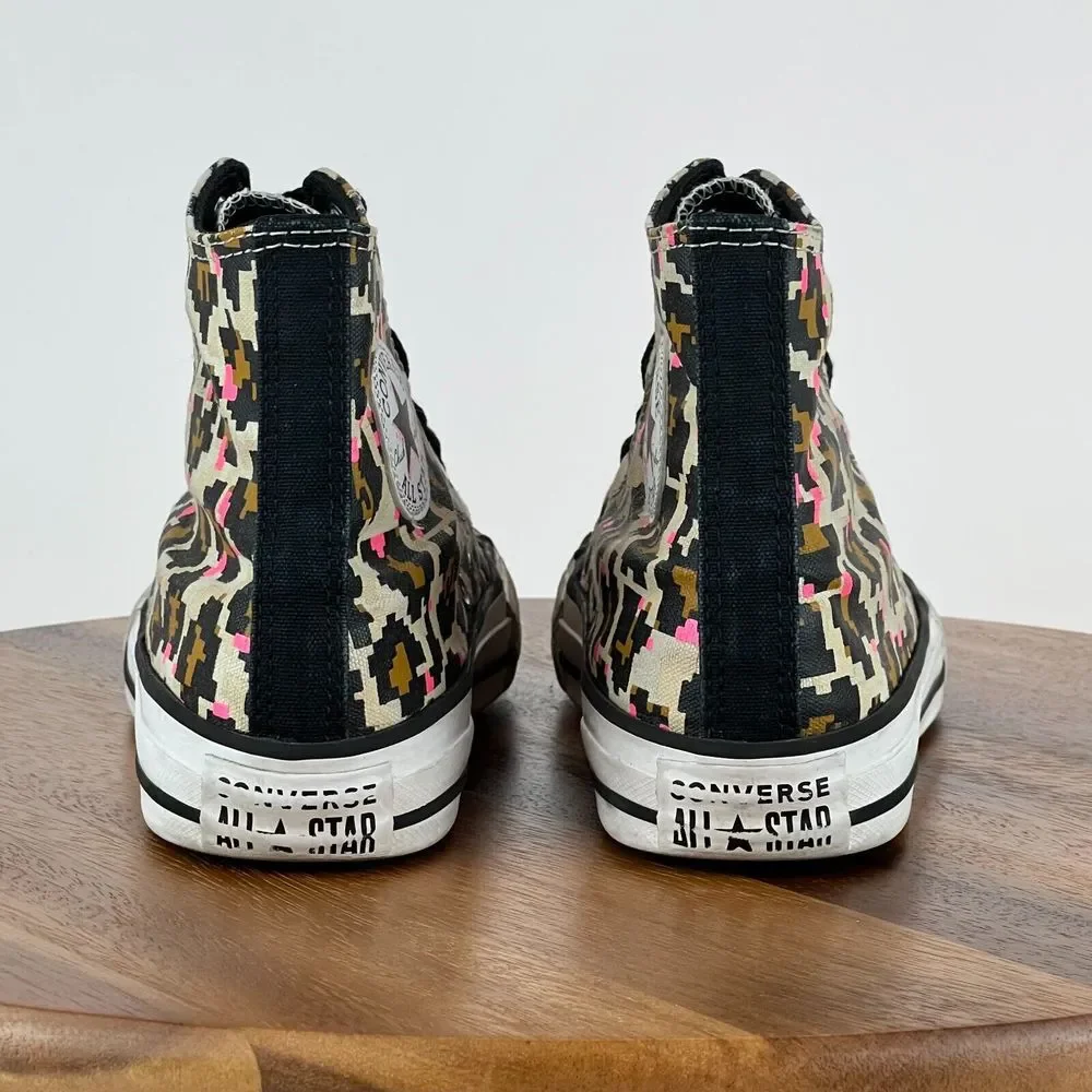 Converse size 5y